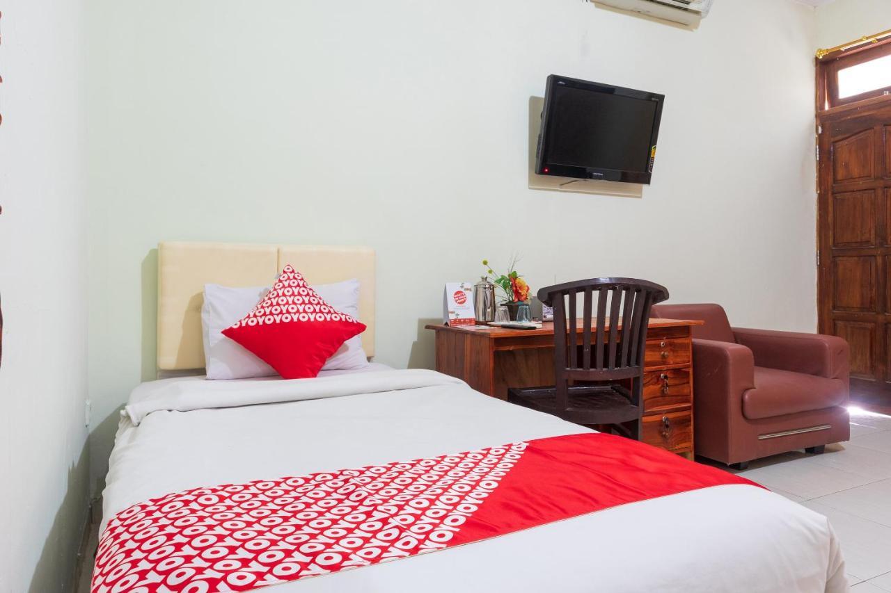 Super Oyo 1682 Greenia Hotel Kupang  Kültér fotó
