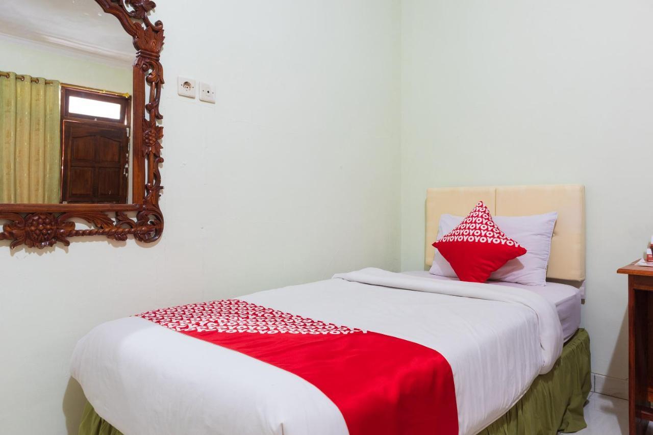 Super Oyo 1682 Greenia Hotel Kupang  Kültér fotó