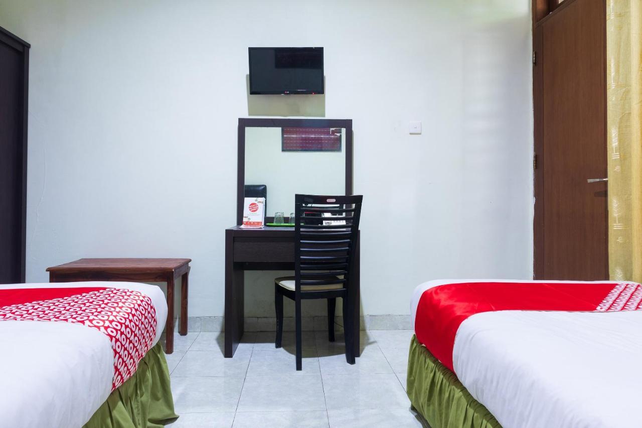 Super Oyo 1682 Greenia Hotel Kupang  Kültér fotó
