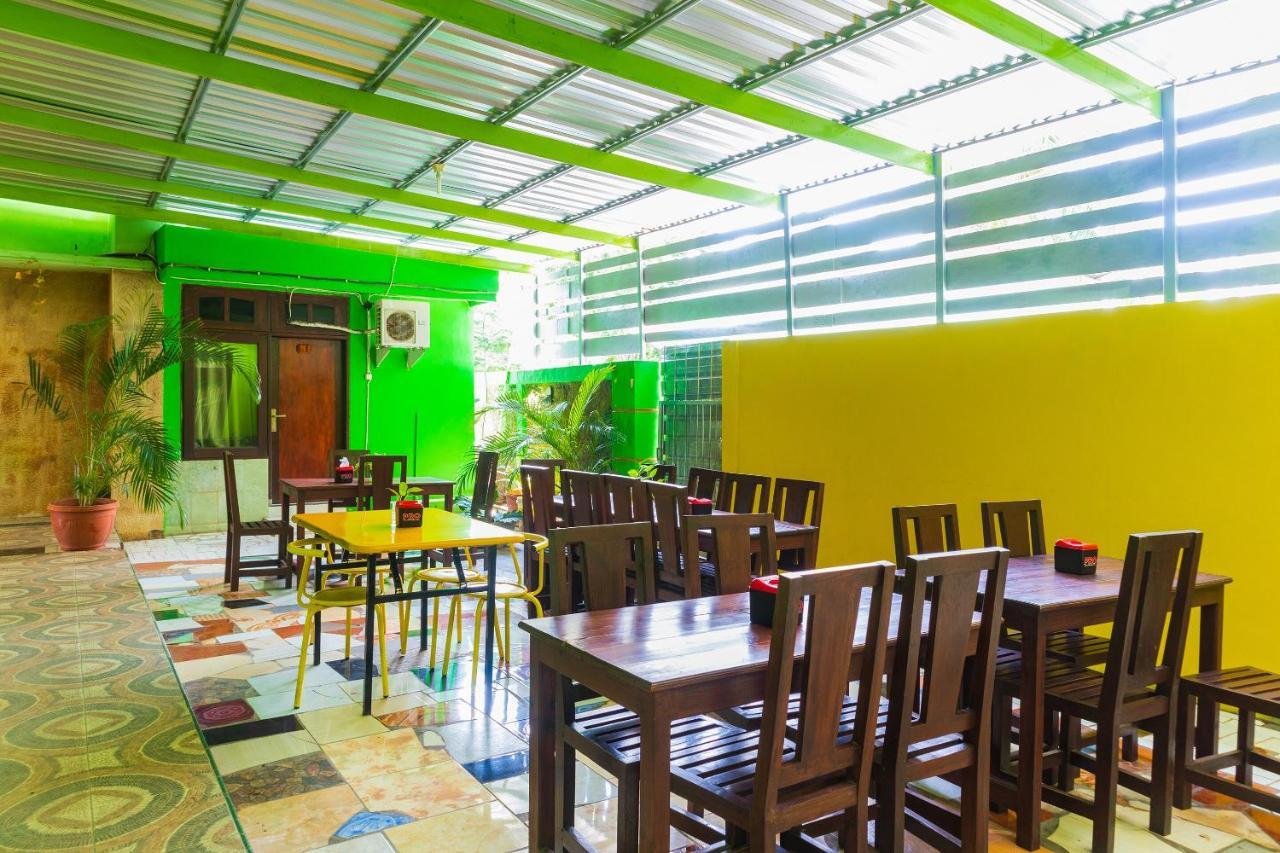 Super Oyo 1682 Greenia Hotel Kupang  Kültér fotó