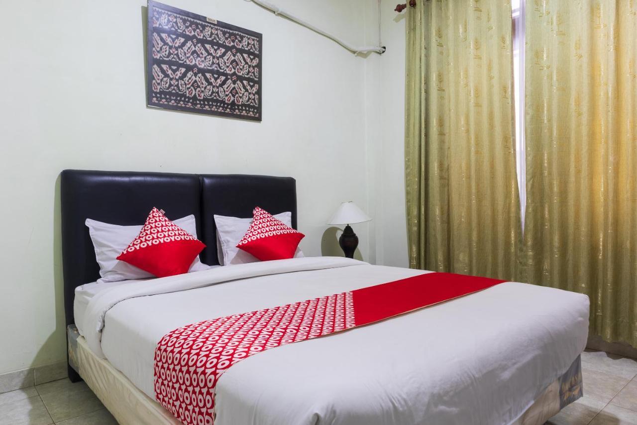Super Oyo 1682 Greenia Hotel Kupang  Kültér fotó