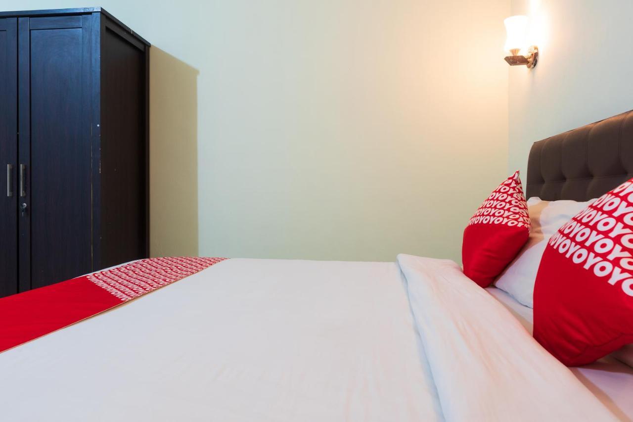 Super Oyo 1682 Greenia Hotel Kupang  Kültér fotó